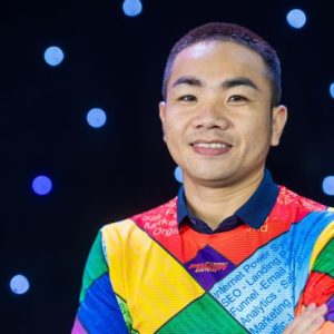 Duy Hưởng Eagle chính là một trong những người như vậy. Anh không chỉ là một doanh nhân thành đạt, một vận động viên đầy nhiệt huyết mà còn là biểu tượng của sự kiên trì, ý chí vươn lên và khát vọng sống khỏe mạnh, hạnh phúc và thành công. Duy Hưởng Eagle chính là một trong những người như vậy. Anh không chỉ là một doanh nhân thành đạt, một vận động viên đầy nhiệt huyết mà còn là biểu tượng của sự kiên trì, ý chí vươn lên và khát vọng sống khỏe mạnh, hạnh phúc và thành công.