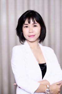 Huỳnh Như: Câu Chuyện Của Một Lãnh Đạo Xuất Sắc Và Người Truyền Cảm Hứng Huỳnh Như: Câu Chuyện Của Một Lãnh Đạo Xuất Sắc Và Người Truyền Cảm Hứng