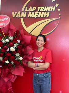 Hành trình khởi nghiệp thời trang trẻ em đã giúp cô Ba Xô khám phá những điều mới mẻ. Cô luôn cập nhật các xu hướng thời trang mẹ và bé, Hành trình khởi nghiệp thời trang trẻ em đã giúp cô Ba Xô khám phá những điều mới mẻ. Cô luôn cập nhật các xu hướng thời trang mẹ và bé,